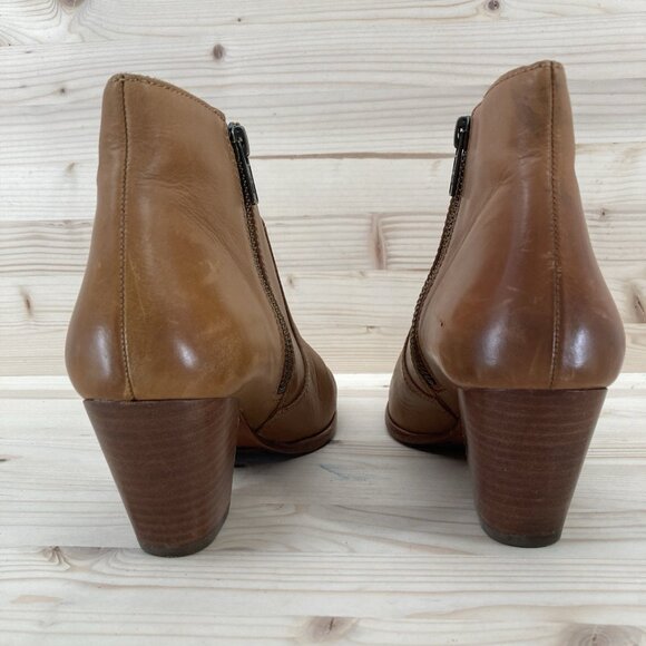 Frye Jennifer Ankle Booties Women Sz 7 Brown Leather Pointed Toe Western Boho - Picture 4 of 13